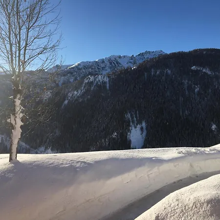 Tabia Del Belli Holiday home *