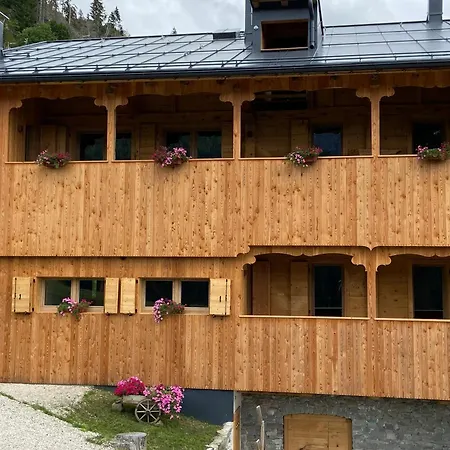 Tabia Del Belli Holiday home *